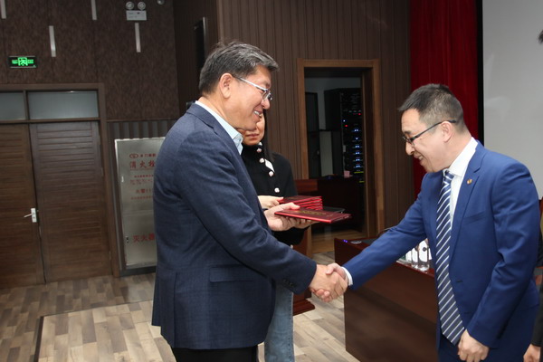 100准确大公开三肖