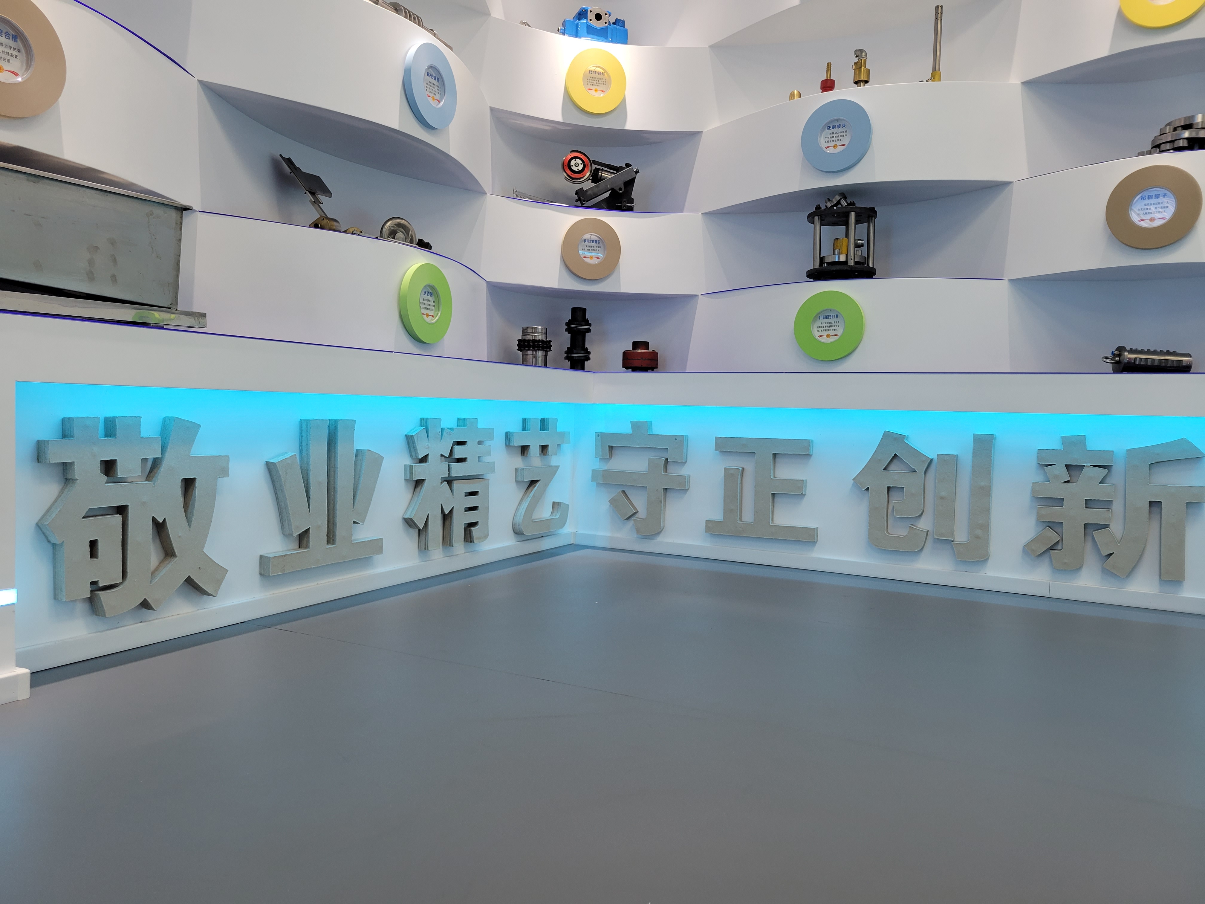 100准确大公开三肖